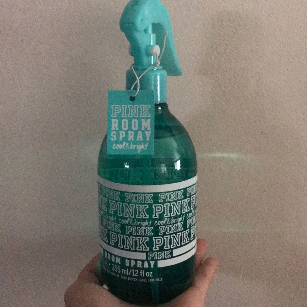 Victoria Secret PINK Room Spray - cool & bright